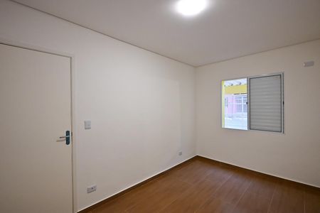 Casa para alugar com 118m², 2 quartos e 2 vagasQuarto 1