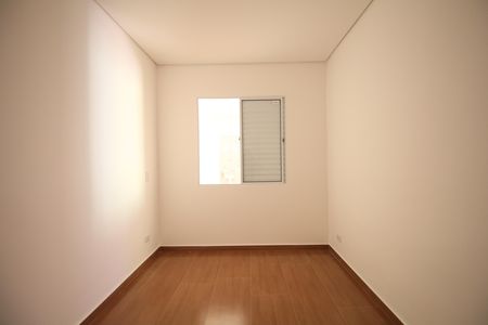 Casa para alugar com 118m², 2 quartos e 2 vagasQuarto 2