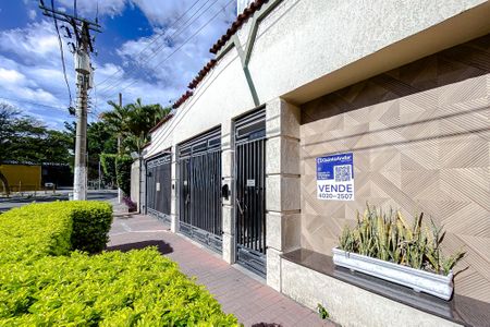 Apartamento à venda com 48m², 2 quartos e 1 vagaFachada - Plaquinha