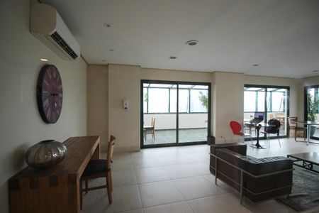 Apartamento para alugar com 45m², 1 quarto e 1 vagaÁrea comum - Salão de festas