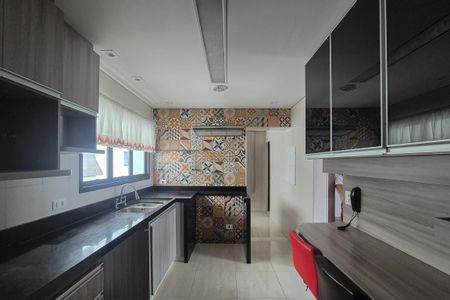 Apartamento para alugar com 155m², 3 quartos e 3 vagasCozinha - Armários