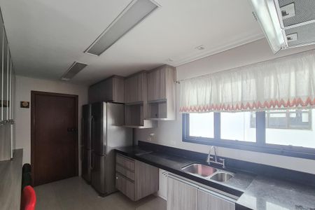 Apartamento para alugar com 155m², 3 quartos e 3 vagasCozinha - Armários