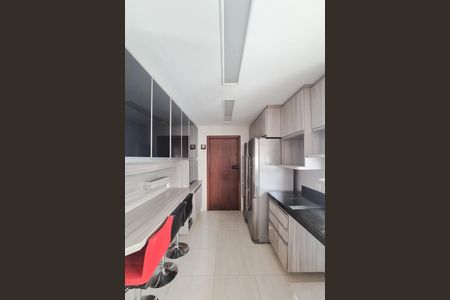 Apartamento para alugar com 155m², 3 quartos e 3 vagasCozinha - Armários