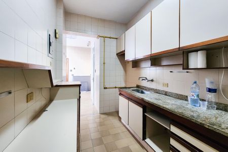 Apartamento à venda com 81m², 2 quartos e 1 vagaCozinha 