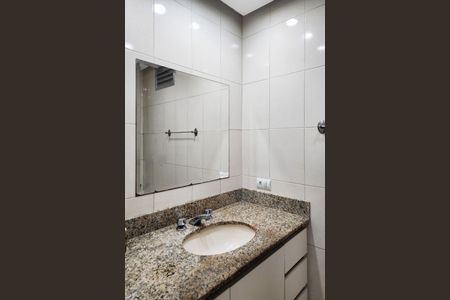 Apartamento à venda com 81m², 2 quartos e 1 vagaBanheiro da Suíte 