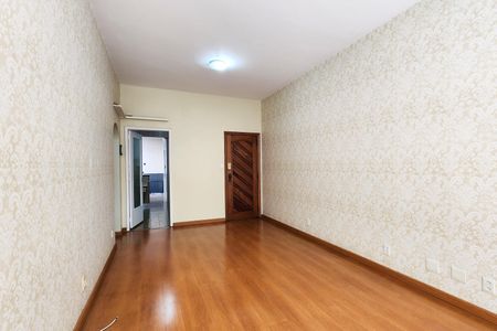 Apartamento à venda com 81m², 2 quartos e 1 vagaSala 