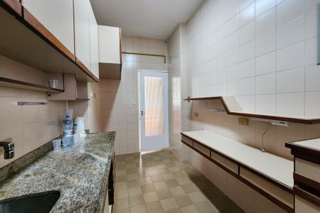 Apartamento à venda com 81m², 2 quartos e 1 vagaCozinha 