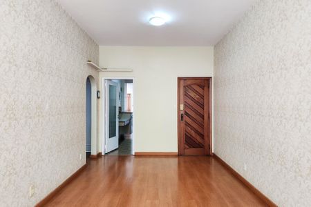 Apartamento à venda com 81m², 2 quartos e 1 vagaSala 