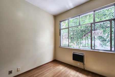 Apartamento à venda com 81m², 2 quartos e 1 vagaSuíte 