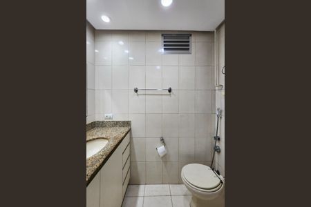Apartamento à venda com 81m², 2 quartos e 1 vagaBanheiro da Suíte 