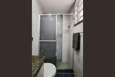 Apartamento à venda com 81m², 2 quartos e 1 vagaBanheiro Social 