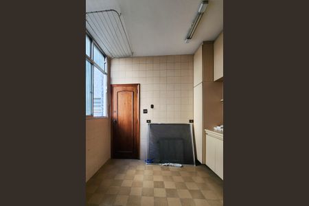 Apartamento à venda com 81m², 2 quartos e 1 vagaÁrea de Serviço 