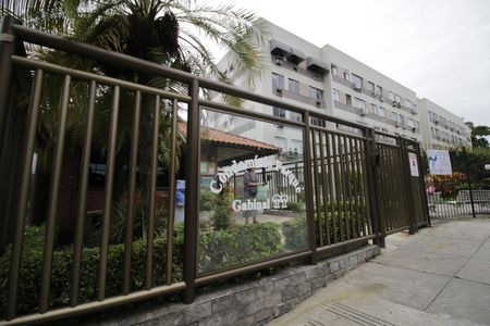 Apartamento para alugar com 50m², 2 quartos e 1 vagaFachada