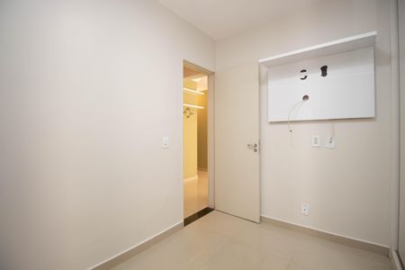 Quarto 1 de apartamento para alugar com 2 quartos, 45m² em Guará, Brasília