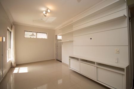 Sala  de apartamento para alugar com 2 quartos, 45m² em Guará, Brasília