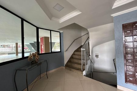 Apartamento para alugar com 45m², 2 quartos e 1 vagaHall social