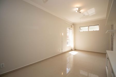Sala  de apartamento para alugar com 2 quartos, 45m² em Guará, Brasília