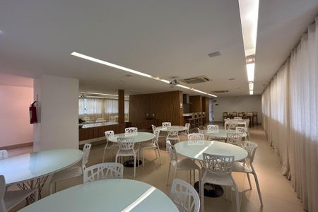 Apartamento para alugar com 99m², 3 quartos e 1 vagaÁrea comum - Salão de festas