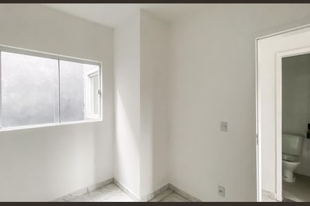 Quarto 1 de apartamento para alugar com 2 quartos, 40m² em Vila Sao Francisco, São Paulo