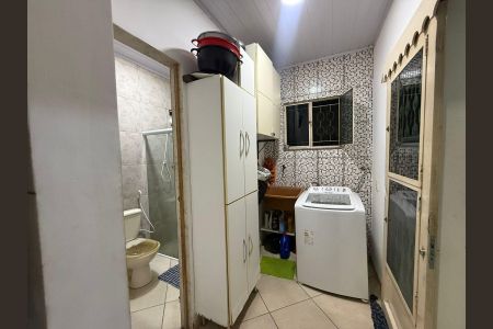 Área de serviço de casa para alugar com 2 quartos, 65m² em Lisboa, Nova Iguaçu