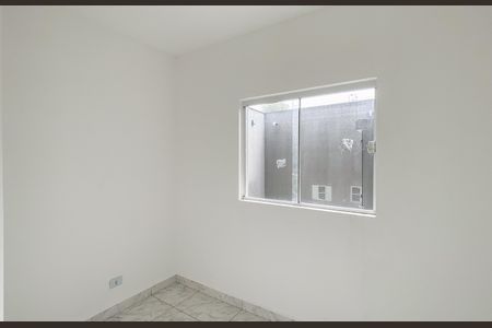 Quarto 1 de apartamento para alugar com 2 quartos, 40m² em Vila Sao Francisco, São Paulo