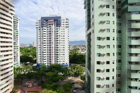 Varanda de apartamento para alugar com 3 quartos, 80m² em Barra da Tijuca, Rio de Janeiro