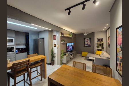 sala  de apartamento à venda com 2 quartos, 60m² em Grajaú, Belo Horizonte