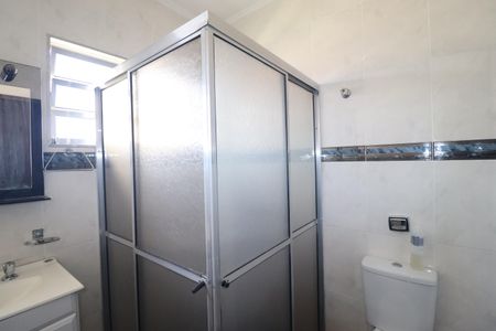 Casa para alugar com 139m², 5 quartos e 2 vagasBanheiro 1