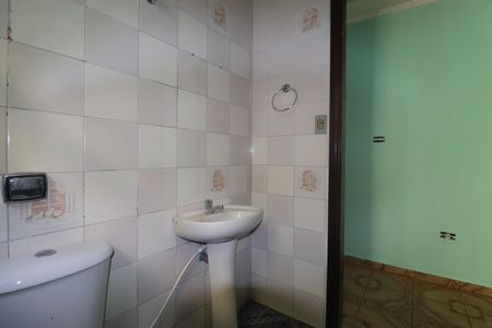 Casa para alugar com 139m², 5 quartos e 2 vagasBanheiro 2