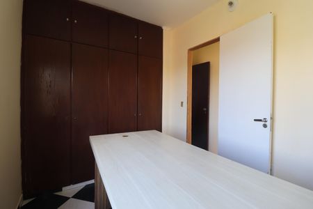 Casa para alugar com 139m², 5 quartos e 2 vagasQuarto 3