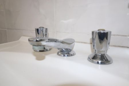 Casa para alugar com 139m², 5 quartos e 2 vagasBanheiro 1