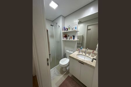 Apartamento à venda com 72m², 2 quartos e 2 vagasBanheiro