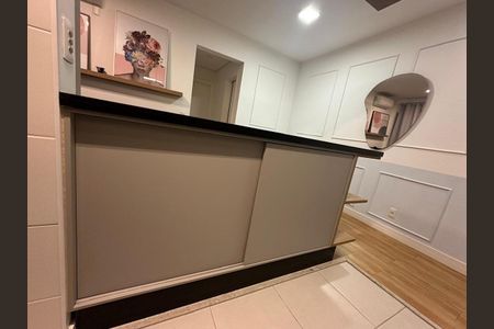 Apartamento à venda com 72m², 2 quartos e 2 vagasCozinha