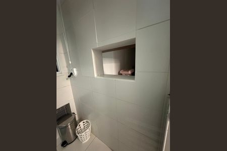 Apartamento à venda com 72m², 2 quartos e 2 vagasBanheiro