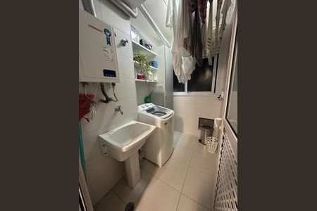 Apartamento à venda com 72m², 2 quartos e 2 vagasÁrea de Serviço
