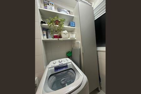 Apartamento à venda com 72m², 2 quartos e 2 vagasÁrea de Serviço