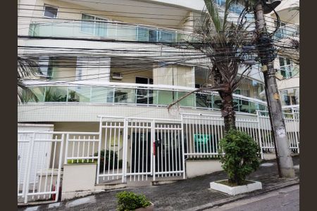 Apartamento à venda com 75m², 3 quartos e 1 vagaFachada