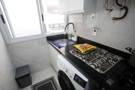 Apartamento à venda com 75m², 3 quartos e 1 vagaÁrea de Serviço