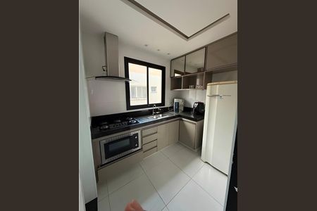 Cozinha de apartamento para alugar com 2 quartos, 62m² em Novo Mundo, Uberlândia