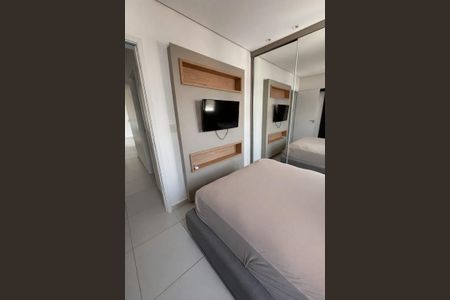 Quarto de apartamento para alugar com 2 quartos, 62m² em Novo Mundo, Uberlândia