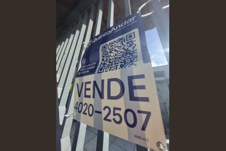 Casa à venda com 250m², 3 quartos e 3 vagasPlaca