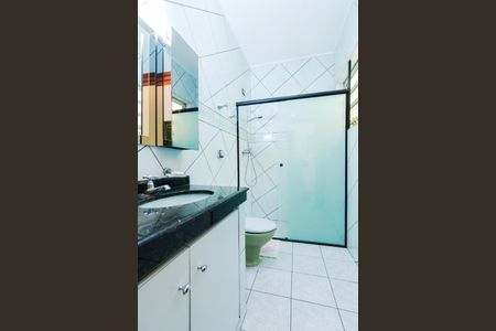 Casa à venda com 250m², 3 quartos e 3 vagasBanheiro Social