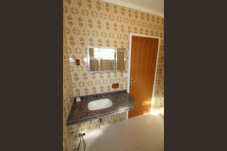 Casa para alugar com 90m², 3 quartos e 2 vagasBanheiro