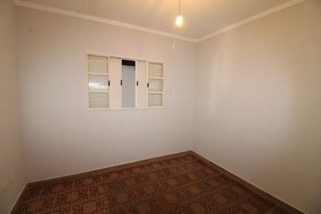 Casa para alugar com 90m², 3 quartos e 2 vagasQuarto 2