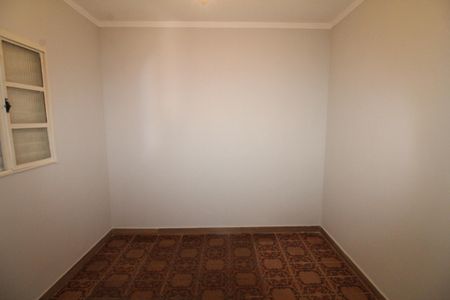 Casa para alugar com 90m², 3 quartos e 2 vagasQuarto 2