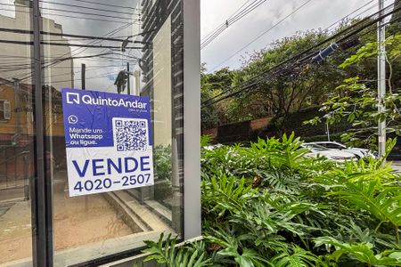 Studio à venda com 81m², 2 quartos e 1 vaga Studio à venda com 81m², 2 quartos e 1 vagaPlaca Instalada dia 09/04/26 Cod_HBJM-745