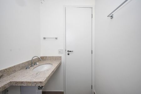 Studio à venda com 81m², 2 quartos e 1 vaga Studio à venda com 81m², 2 quartos e 1 vagabanheiro suite 1