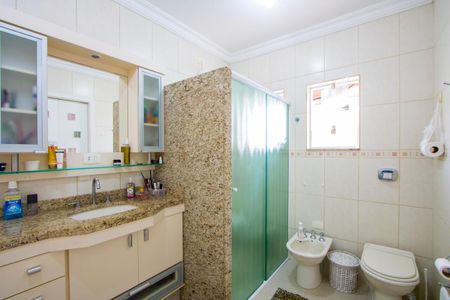 Casa à venda com 400m², 3 quartos e 5 vagas Casa à venda com 400m², 3 quartos e 5 vagasBanheiro do quarto 1