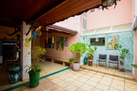 Casa à venda com 400m², 3 quartos e 5 vagas Casa à venda com 400m², 3 quartos e 5 vagasEspaço gourmet