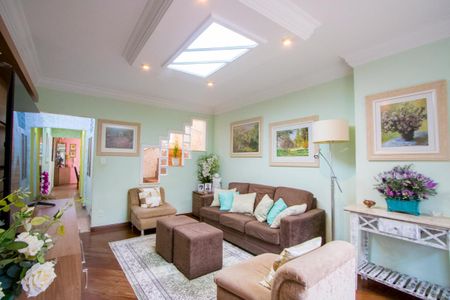 Casa à venda com 400m², 3 quartos e 5 vagasSala